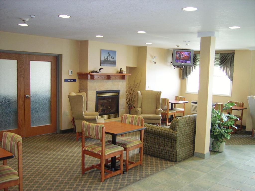 Parry Sound Inn And Suites Экстерьер фото